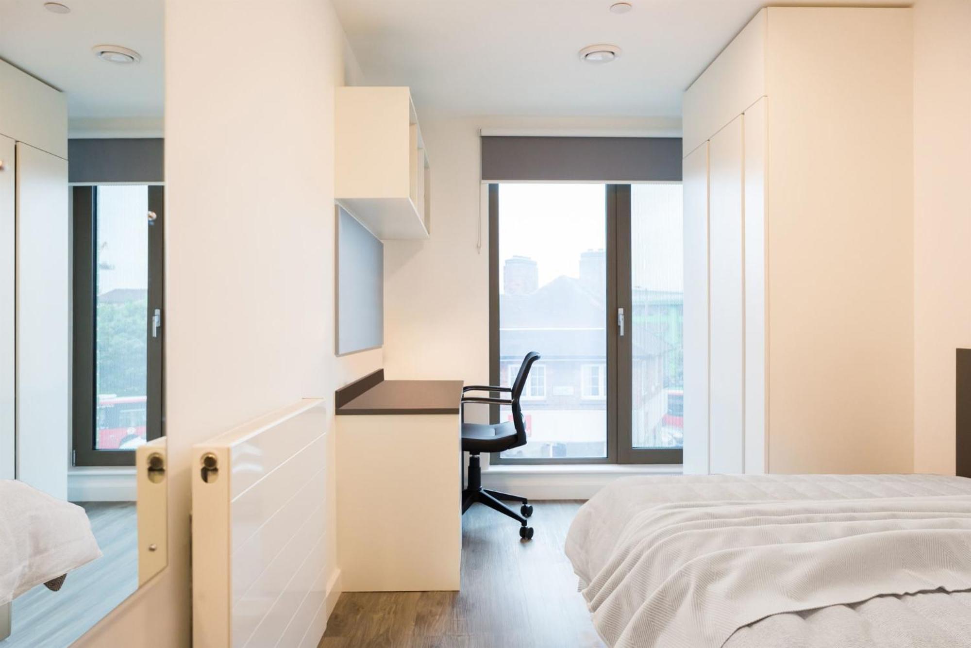 Chapter White In Apartament Londra